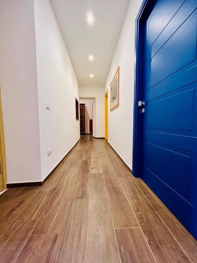B&B Letterario Palazzo Pistocchi 特拉莫 外观 照片