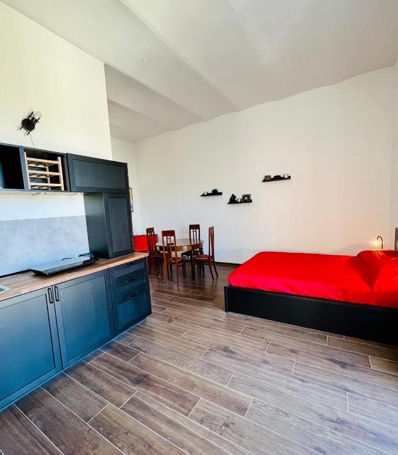 B&B Letterario Palazzo Pistocchi 特拉莫 外观 照片