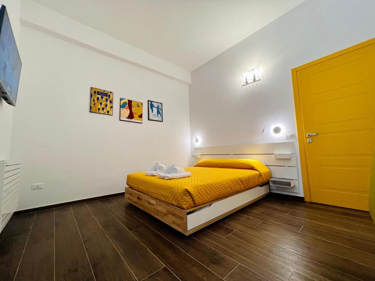 B&B Letterario Palazzo Pistocchi 特拉莫 外观 照片