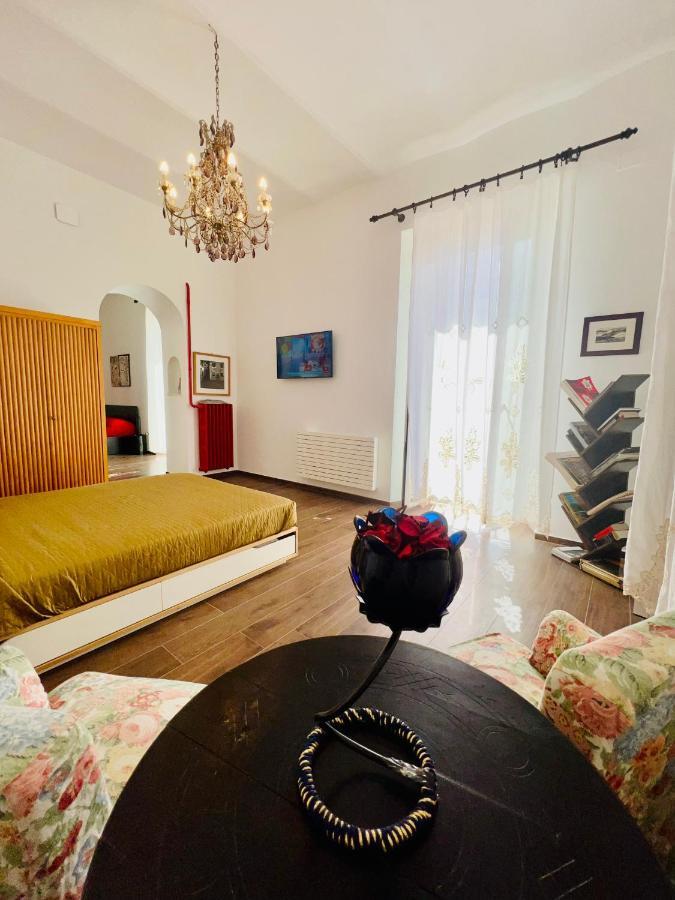 B&B Letterario Palazzo Pistocchi 特拉莫 外观 照片